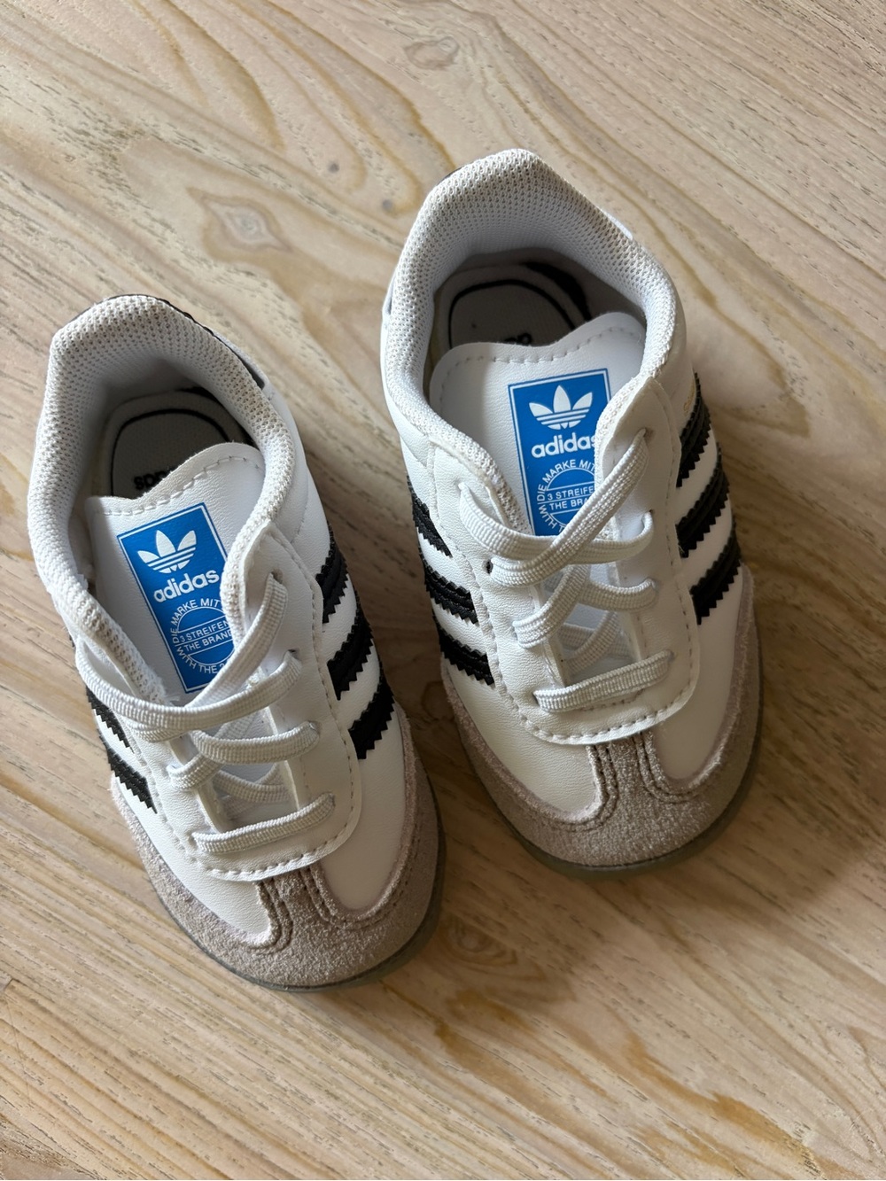 New! adidas SAMBAS 4K Kids White & Black Classic Sneakers